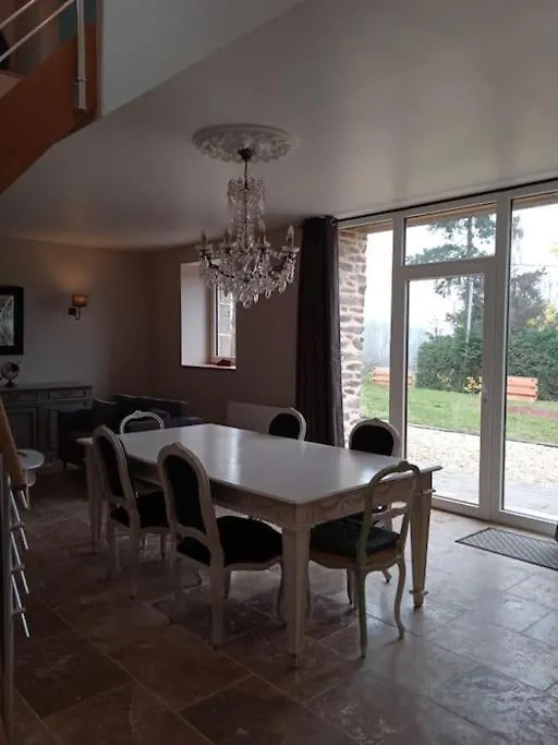 Maison De Vacances L'Eclardiere La Chapelle-Janson 0*,  France